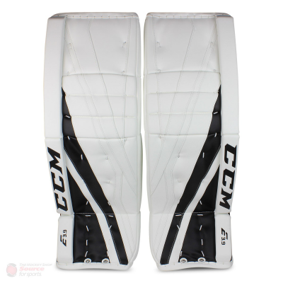 BRANKÁŘSKÉ BETONY CCM EXTREME FLEX E3.9 WHITE-BLACK SR